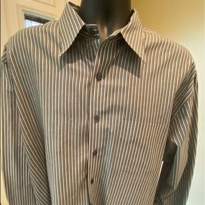 17/17.5 shirt by Van Heusen